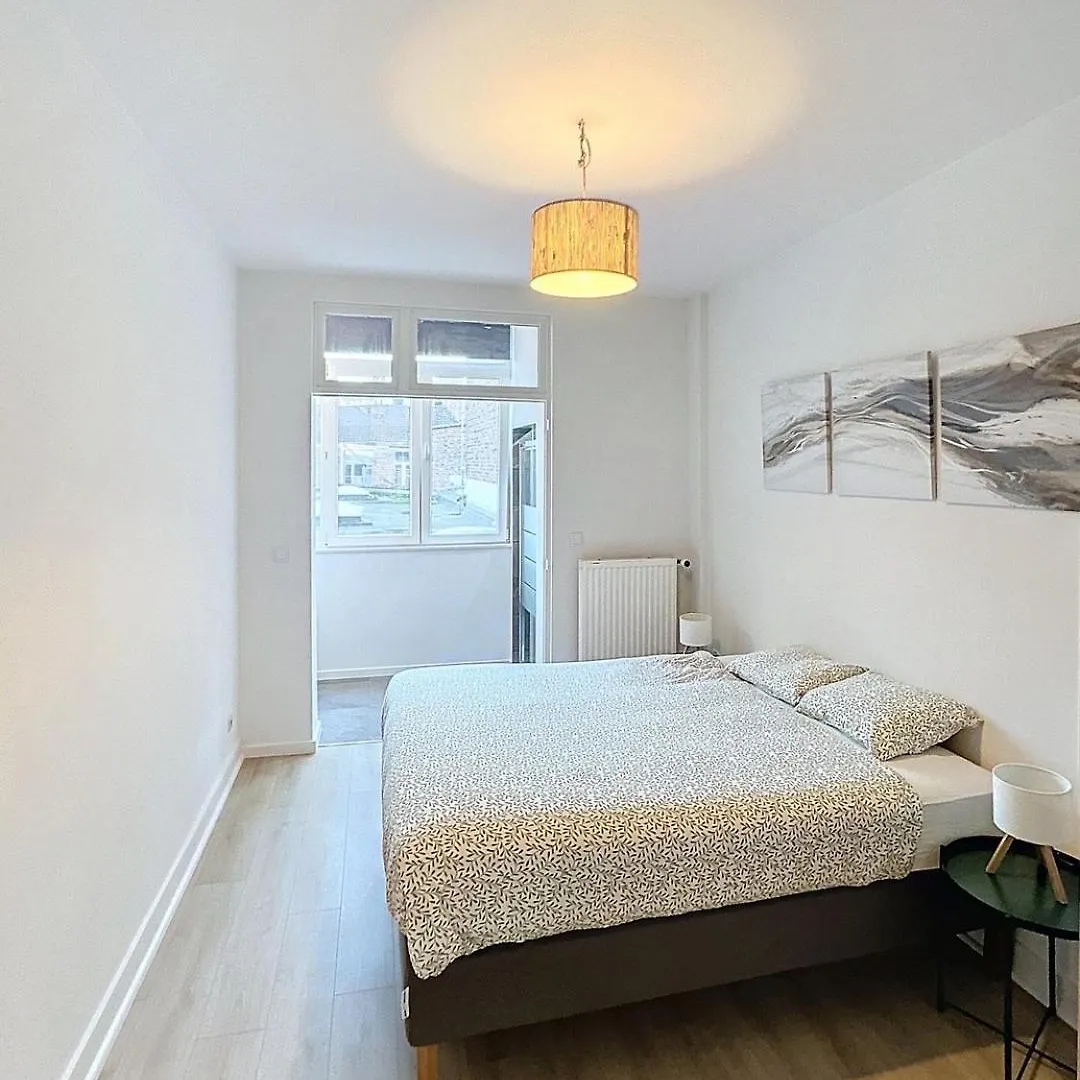 Magnifique Appartement Une Chambre 브뤼셀 아파트